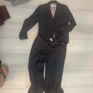 Women’s suit